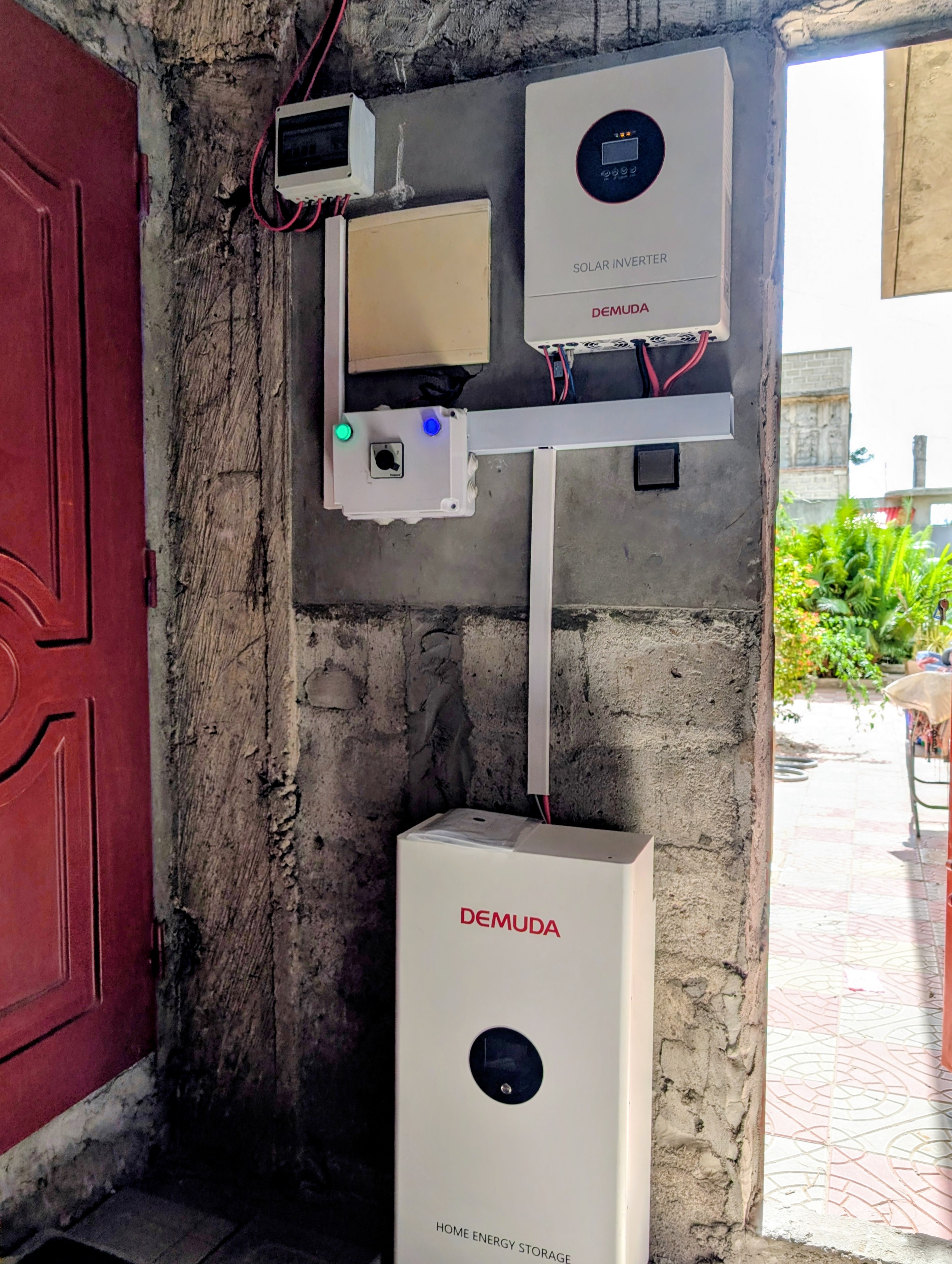 Panneaux solaires au coucher du soleil